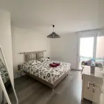 Orchidees Proche Centre דירה *